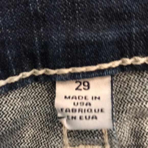 Size 29 deep blue distressed true religion jean - Picture 7 of 8